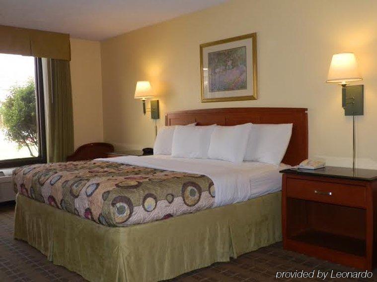 Regency Hotel & Conference Center Джексон Экстерьер фото